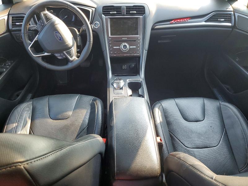 63130086 :رقم المزاد ، 3FA6P0D93LR192345 vin ، 2020 Ford Fusion مزاد بيع