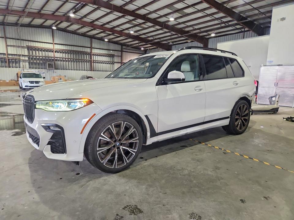 Продажа на аукционе авто 2022 Bmw X7, vin: 5UXCX6C02N9J96015, номер лота: 59326296