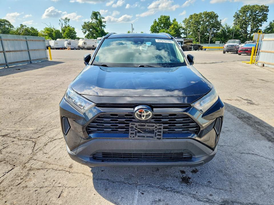 2021 Toyota Rav4 მანქანა იყიდება აუქციონზე, vin: 2T3F1RFV1MW185501, აუქციონის ნომერი: 57515176