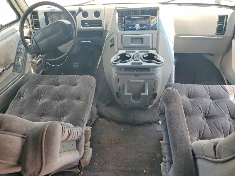 59835566 :رقم المزاد ، 1GBEG25K5RF168187 vin ، 1994 Chevrolet G20 مزاد بيع