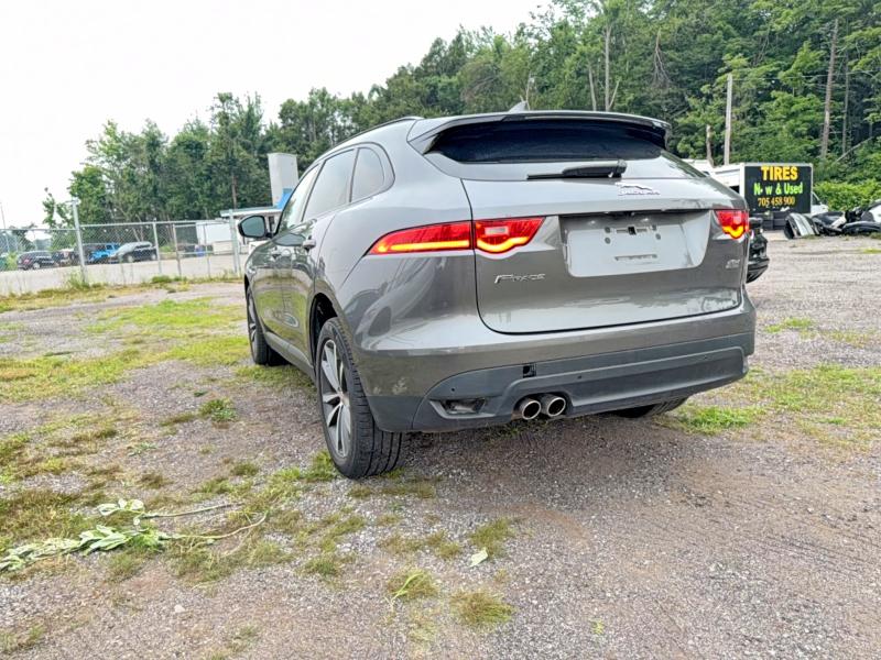 Продажа на аукционе авто 2019 Jaguar F-pace, vin: SADCK2FN4KA352120, номер лота: 61982076