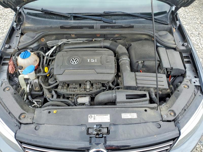 85631675 :رقم المزاد ، 3VWB17AJXEM441710 vin ، 2014 Volkswagen Jetta مزاد بيع
