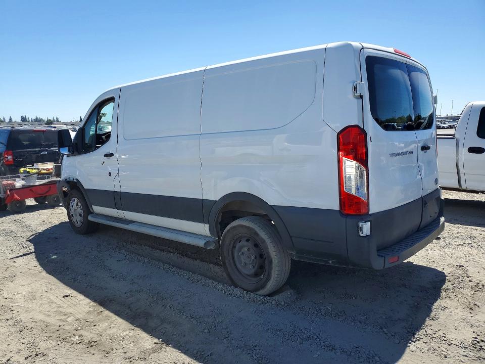 60634456 :رقم المزاد ، 1FTBR1Y86NKA51657 vin ، 2022 Ford Transit مزاد بيع