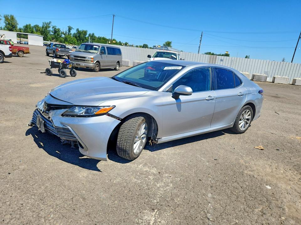 2021 Toyota Camry მანქანა იყიდება აუქციონზე, vin: 4T1C11AK4MU591704, აუქციონის ნომერი: 59741546
