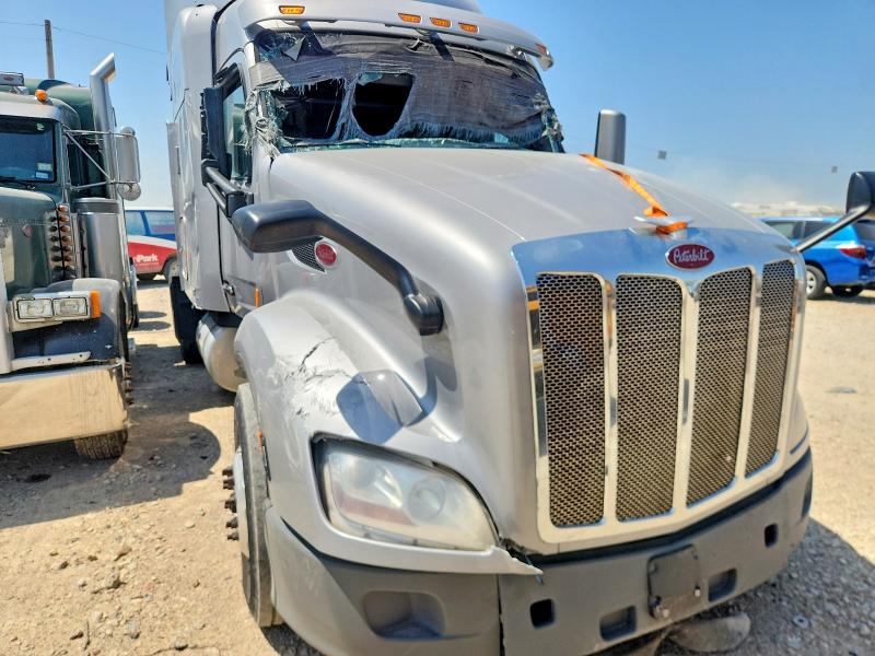Aukcja sprzedaży 2020 Peterbilt 579, vin: 1XPBD49X1LD675937, numer aukcji: 61794976