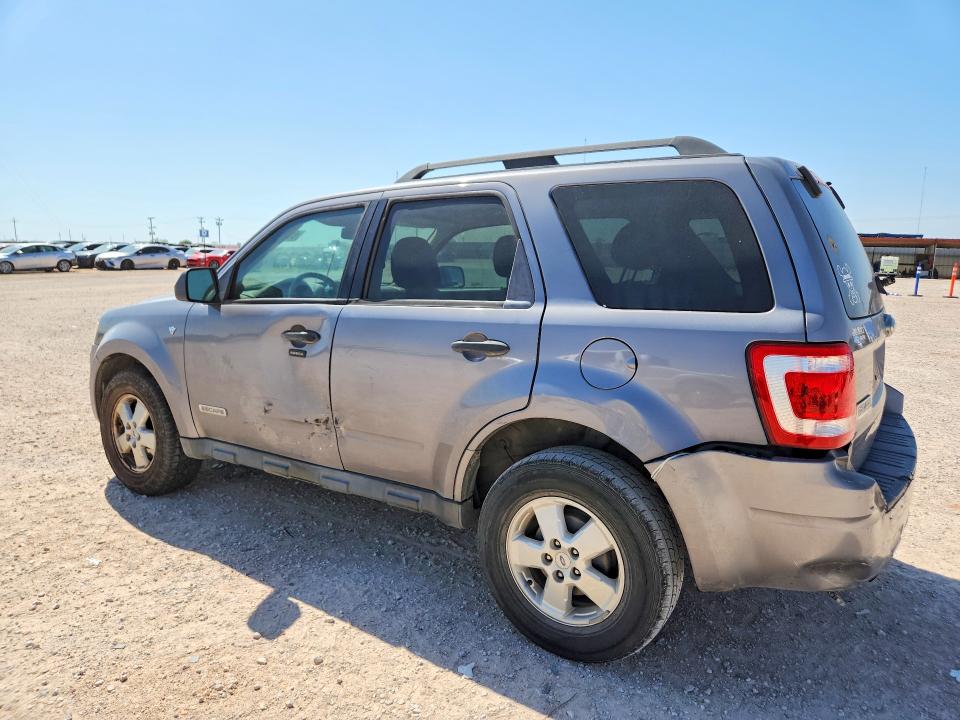 61902776 :رقم المزاد ، 1FMCU03188KC39815 vin ، 2008 Ford Escape مزاد بيع