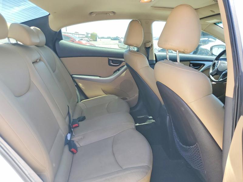 60049756 :رقم المزاد ، 5NPDH4AE7CH131980 vin ، 2012 Hyundai Elantra مزاد بيع