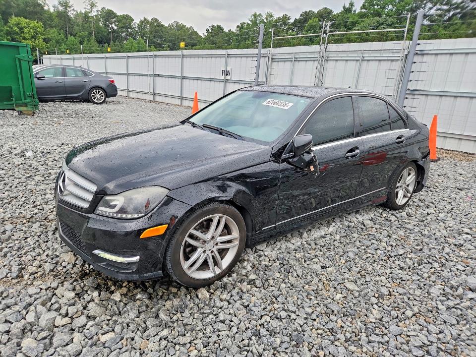62660336 :رقم المزاد ، WDDGF4HB2DR250762 vin ، 2013 Mercedes-benz C مزاد بيع