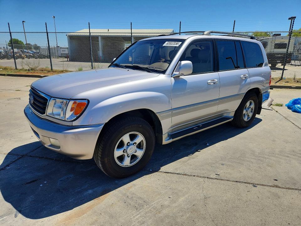60652056 :رقم المزاد ، JT3HT05J0Y0125303 vin ، 2000 Toyota Land Cruiser مزاد بيع