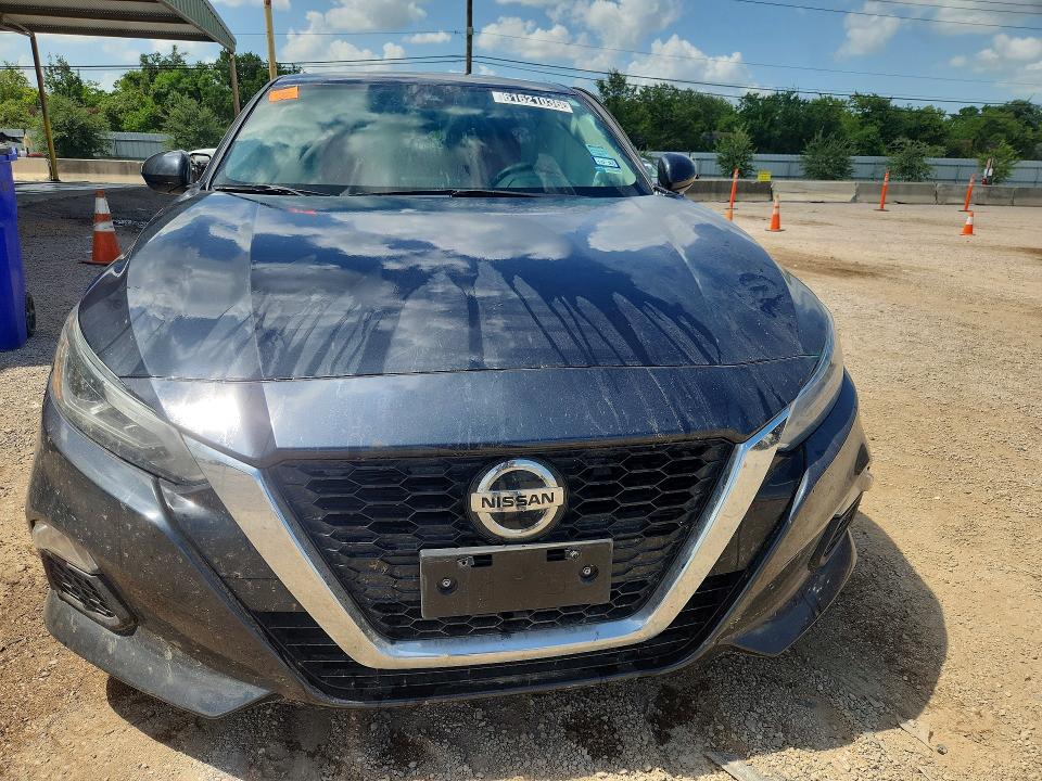 61621036 :رقم المزاد ، 1N4BL4DV5NN378067 vin ، 2022 Nissan Altima مزاد بيع