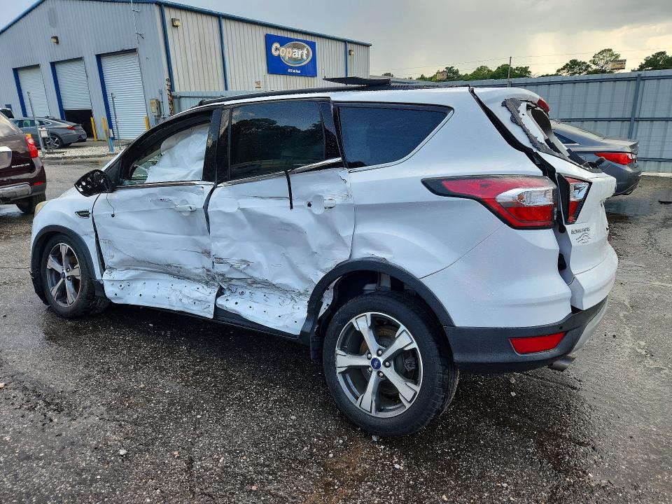 2017 Ford Escape მანქანა იყიდება აუქციონზე, vin: 1FMCU0GD0HUB26479, აუქციონის ნომერი: 62490696