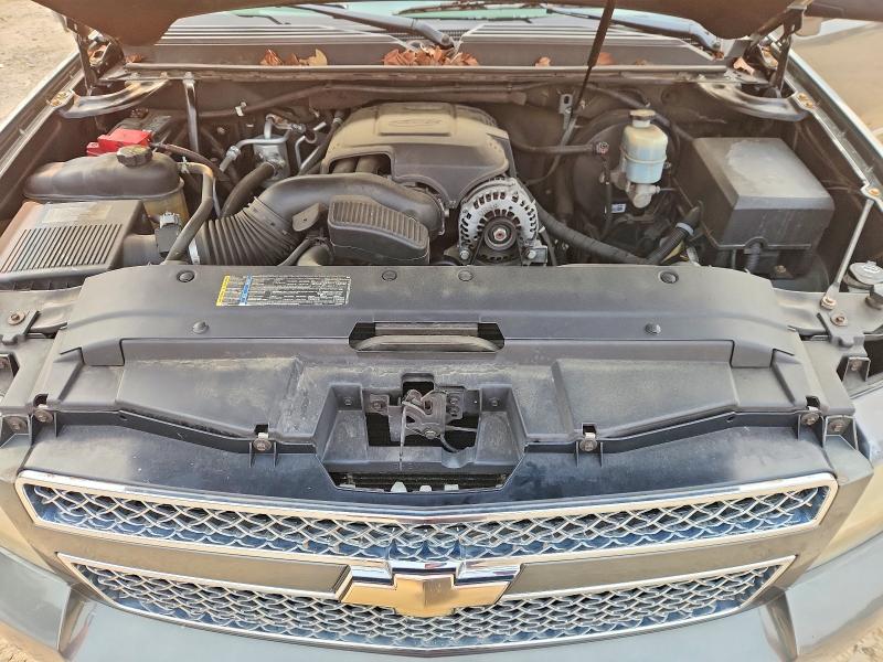 Auction sale of the 2011 Chevrolet Tahoe, vin: 1GNSKCE08BR176863, lot number: 61299666