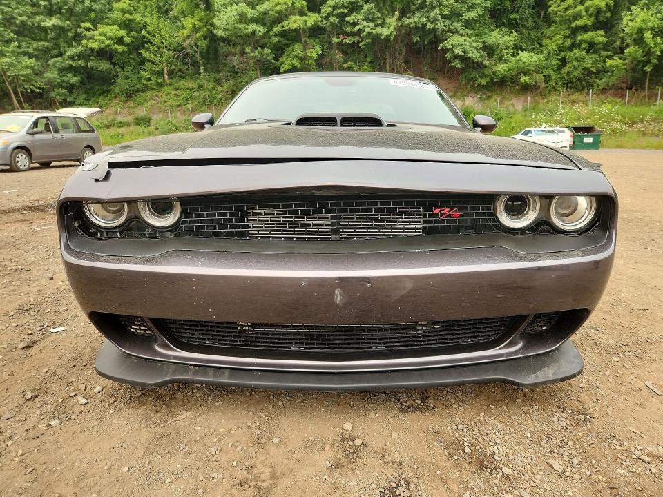 2015 Dodge Challenger მანქანა იყიდება აუქციონზე, vin: 2C3CDZAT9FH782760, აუქციონის ნომერი: 61064896