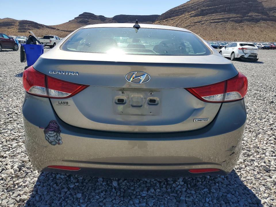 2013 Hyundai Elantra მანქანა იყიდება აუქციონზე, vin: 5NPDH4AE3DH295485, აუქციონის ნომერი: 59684356