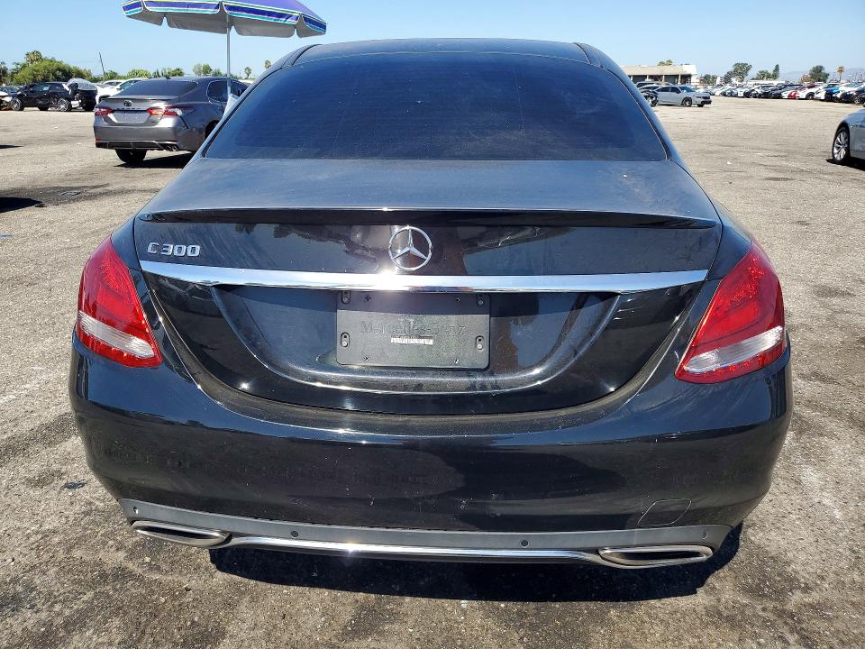 Продажа на аукционе авто 2017 Mercedes-benz C, vin: 55SWF4JB8HU197009, номер лота: 61117796