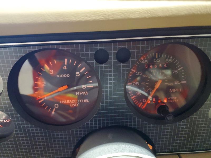 60808666 :رقم المزاد ، 1FABP2735EF117972 vin ، 1984 Ford Mustang مزاد بيع