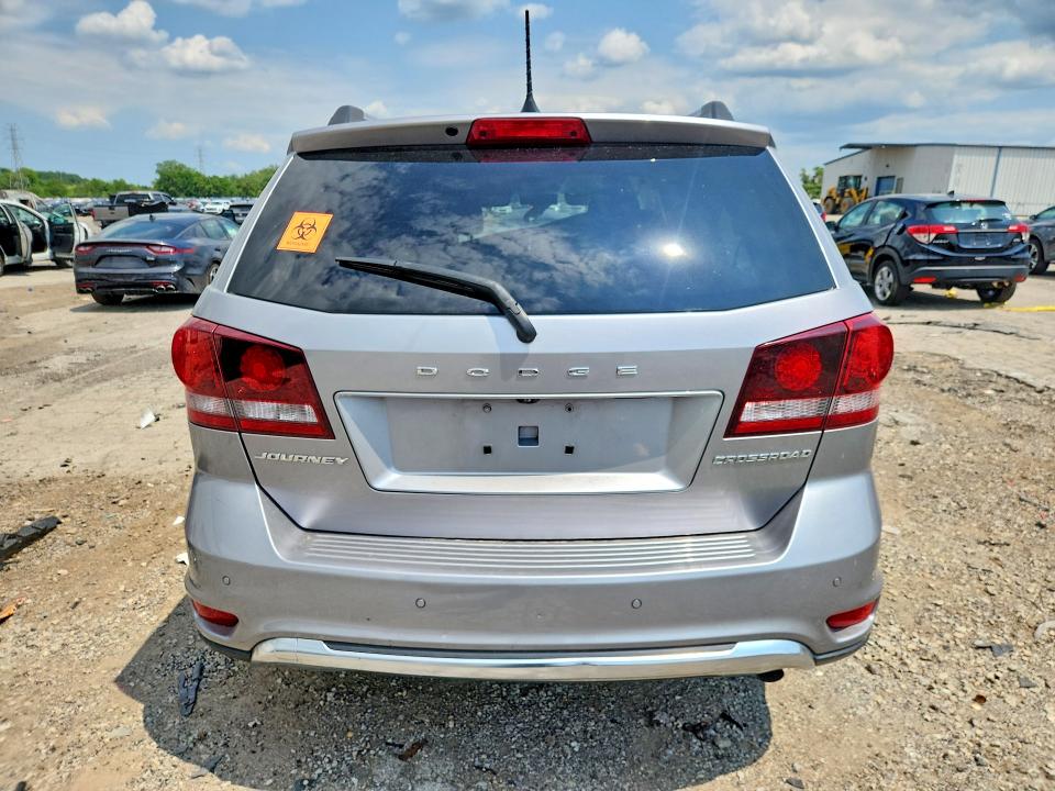 62212696 :رقم المزاد ، 3C4PDCGB2JT490988 vin ، 2018 Dodge Journey مزاد بيع