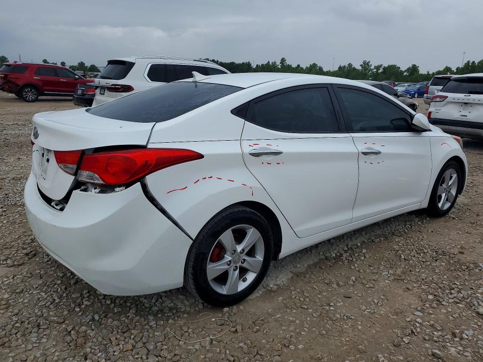 2013 Hyundai Elantra მანქანა იყიდება აუქციონზე, vin: 5NPDH4AE4DH428352, აუქციონის ნომერი: 62282826