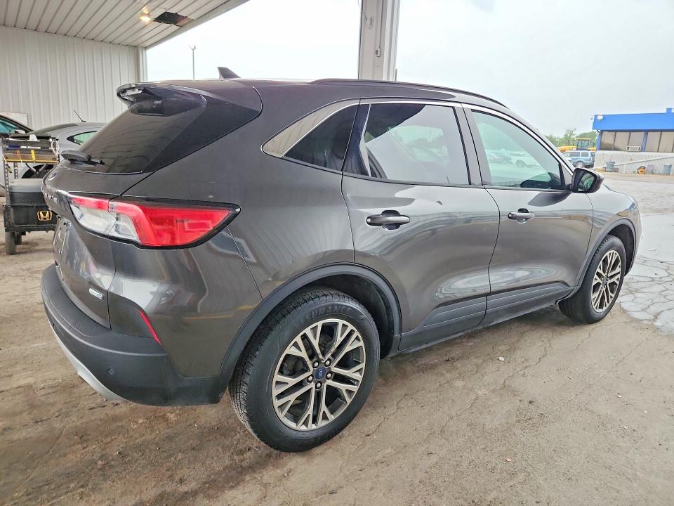 Продажа на аукционе авто 2020 Ford Escape, vin: 1FMCU9H6XLUC40907, номер лота: 62833236