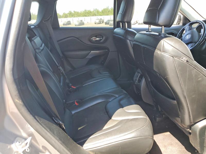 60694976 :رقم المزاد ، 1C4PJLLB9KD187017 vin ، 2019 Jeep Cherokee مزاد بيع