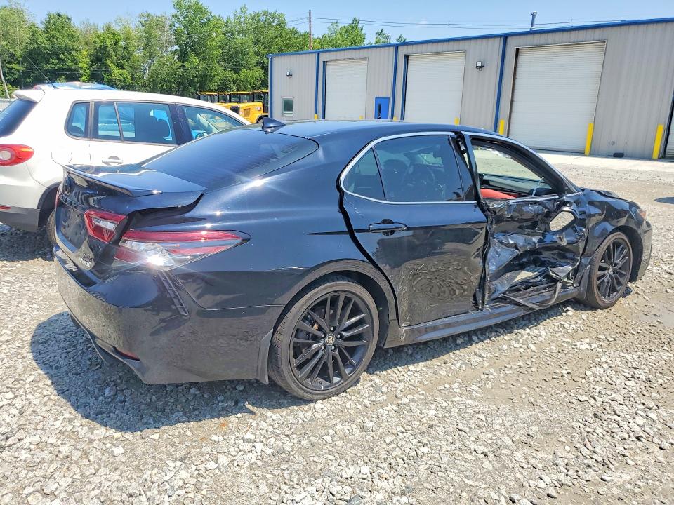 2022 Toyota Camry მანქანა იყიდება აუქციონზე, vin: 4T1K31AK9NU592404, აუქციონის ნომერი: 60316156