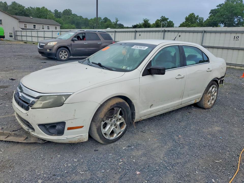 60426826 :رقم المزاد ، 3FAHP0HA7AR156782 vin ، 2010 Ford Fusion مزاد بيع