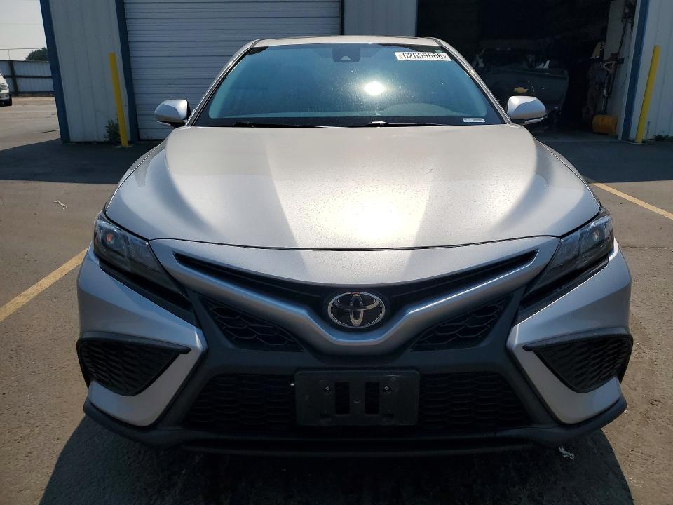 Aukcja sprzedaży 2022 Toyota Camry, vin: 4T1T11BK6NU072427, numer aukcji: 62659666