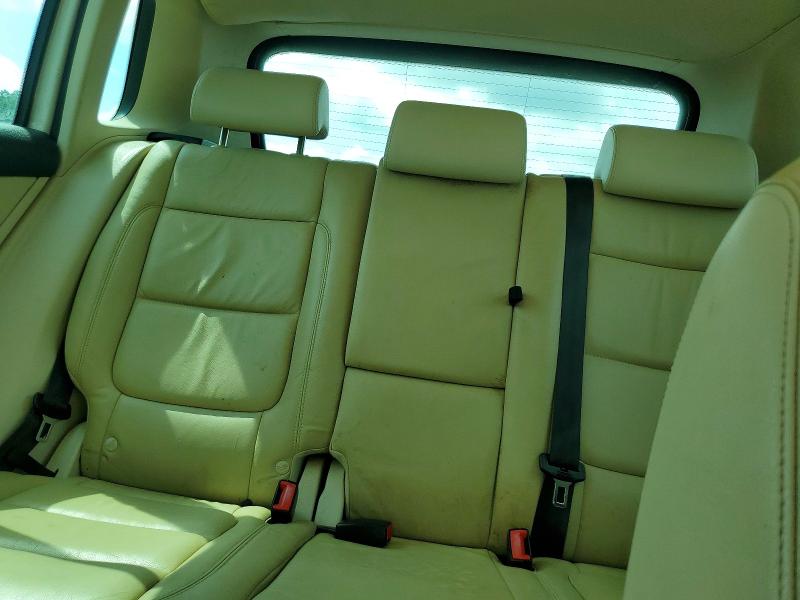 Продажа на аукционе авто 2010 Volkswagen Tiguan, vin: WVGBV7AX1AW503965, номер лота: 60822516