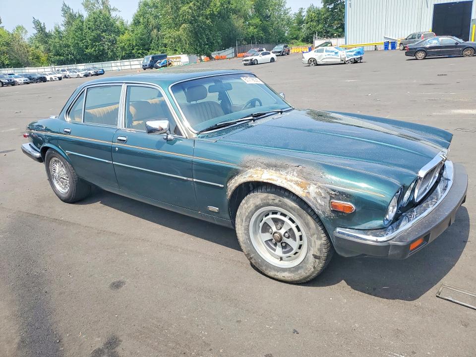 61718536 :رقم المزاد ، SAJAV1342EC375583 vin ، 1984 Jaguar Xj6 مزاد بيع