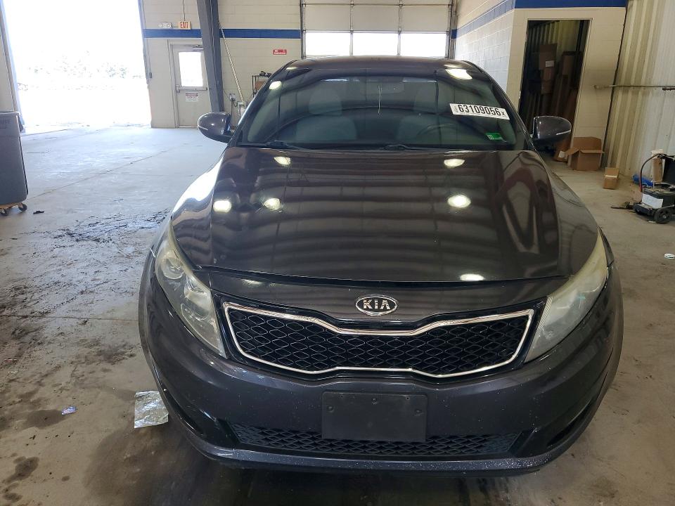 2011 Kia Optima მანქანა იყიდება აუქციონზე, vin: KNAGM4A70B5186860, აუქციონის ნომერი: 63109056