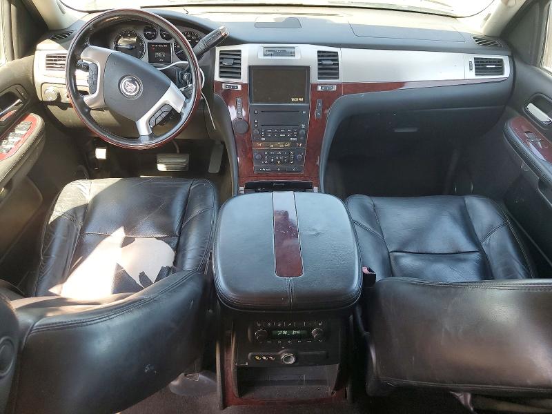 59883946 :رقم المزاد ، 1GYFK63868R110755 vin ، 2008 Cadillac Escalade مزاد بيع