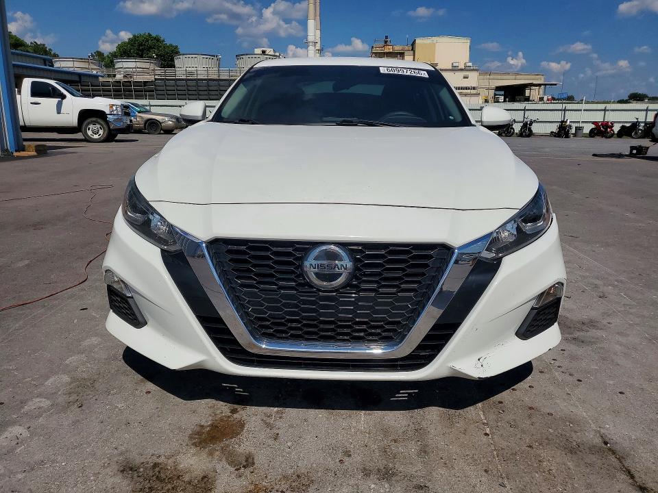 Продаж на аукціоні авто 2020 Nissan Altima, vin: 1N4BL4BV3LC182589, номер лоту: 60997266