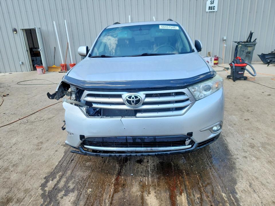 60457546 :رقم المزاد ، 5TDBK3EH7CS154063 vin ، 2012 Toyota Highlander مزاد بيع