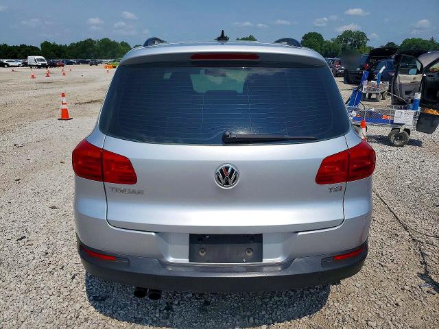 59959246 :رقم المزاد ، WVGAV7AX0HK026555 vin ، 2017 Volkswagen Tiguan مزاد بيع