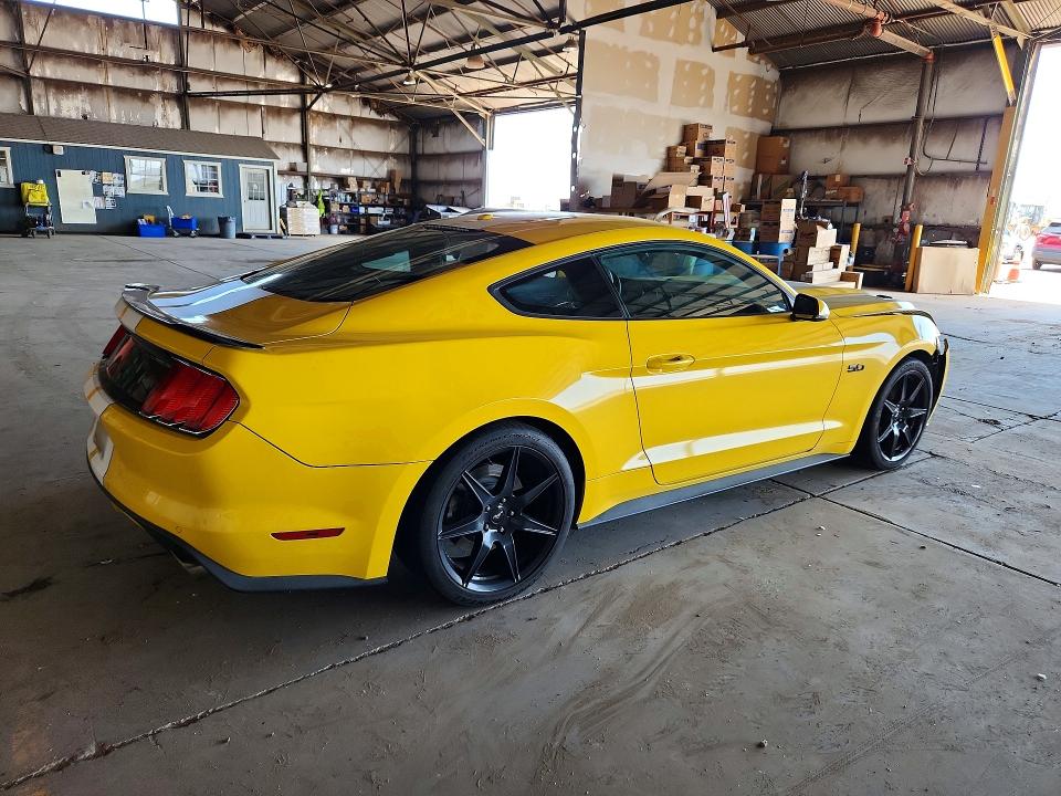 Продажа на аукционе авто 2015 Ford Mustang, vin: 1FA6P8CF7F5404743, номер лота: 61997076
