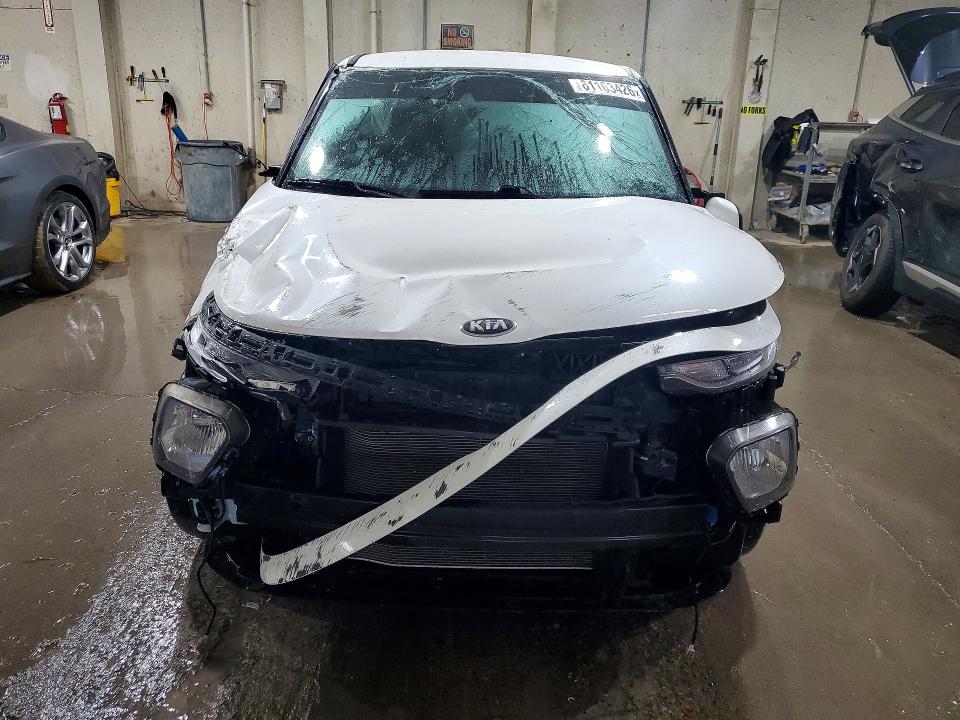 2021 Kia Soul მანქანა იყიდება აუქციონზე, vin: KNDJ33AU3M7143844, აუქციონის ნომერი: 61163426