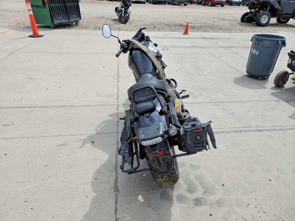 59696526 :رقم المزاد ، JH2SC8366PK200191 vin ، 2023 Honda Cmx1100 مزاد بيع