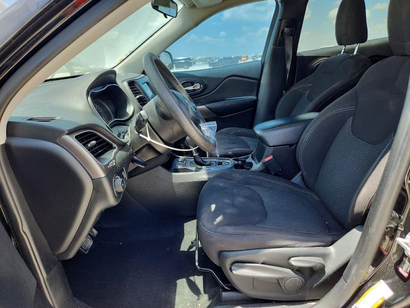 85992425 :رقم المزاد ، 1C4PJLCB5KD307508 vin ، 2019 Jeep Cherokee مزاد بيع