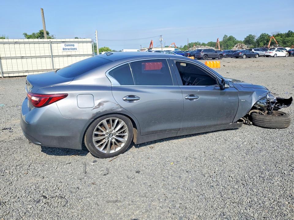60305826 :رقم المزاد ، JN1EV7AR2JM431465 vin ، 2018 Infiniti Q50 مزاد بيع