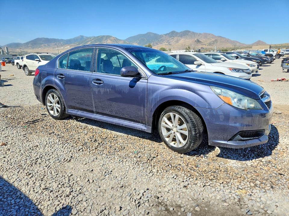 60447796 :رقم المزاد ، 4S3BMBC63E3037610 vin ، 2014 Subaru Legacy مزاد بيع