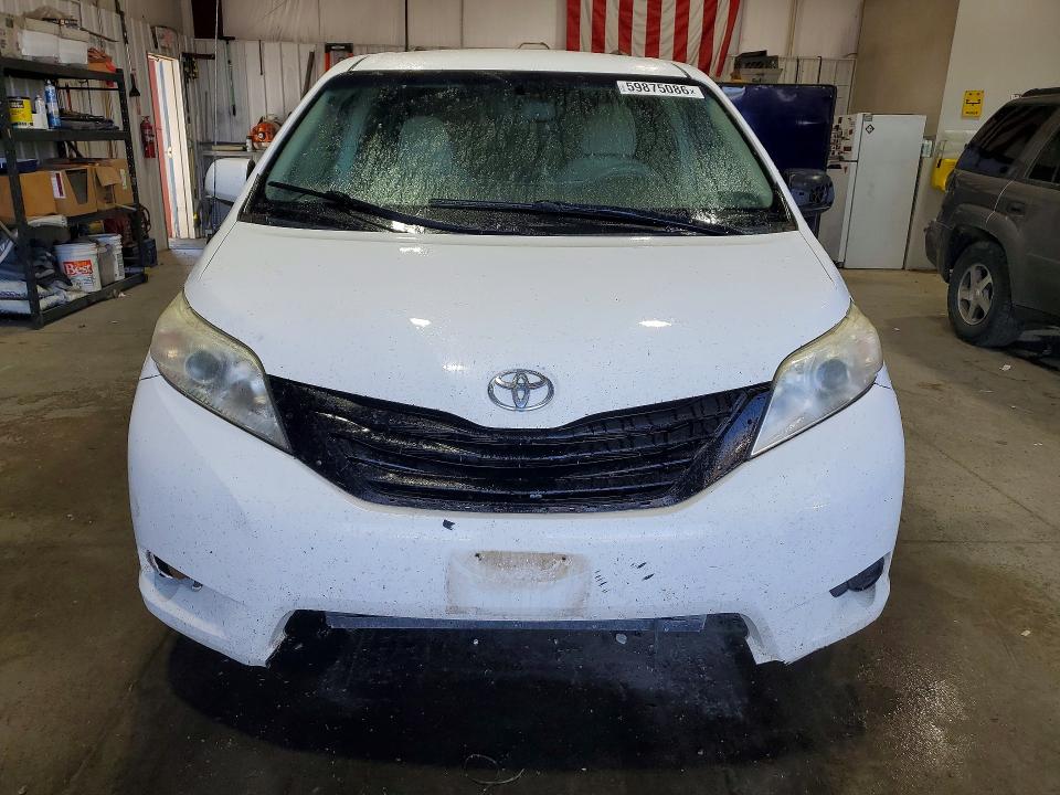 Продаж на аукціоні авто 2014 Toyota Sienna, vin: 5TDKK3DC6ES489842, номер лоту: 59875086