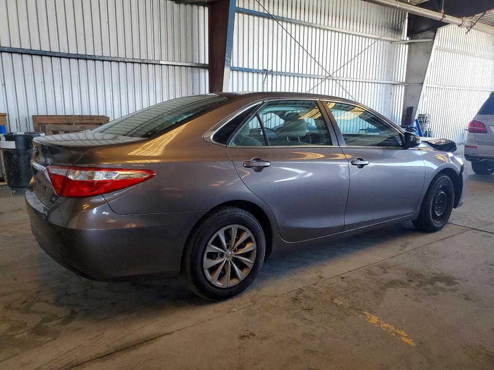 Aukcja sprzedaży 2015 Toyota Camry, vin: 4T1BF1FKXFU012157, numer aukcji: 61549066