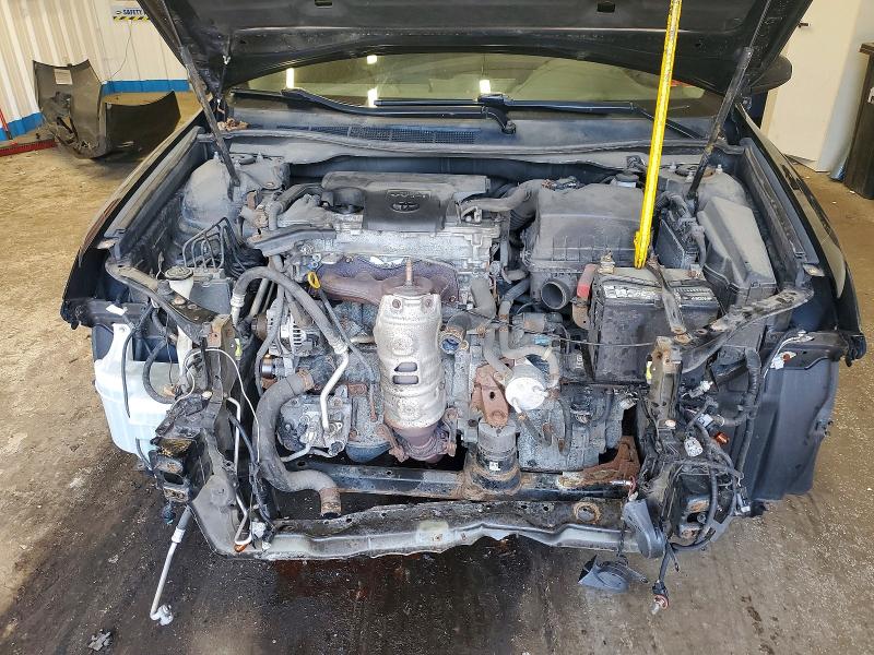 60441896 :رقم المزاد ، 4T1BF1FK6CU098742 vin ، 2012 Toyota Camry مزاد بيع