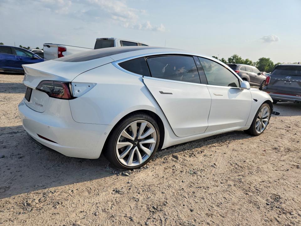 61420506 :رقم المزاد ، 5YJ3E1EC2LF586908 vin ، 2020 Tesla Model 3 مزاد بيع
