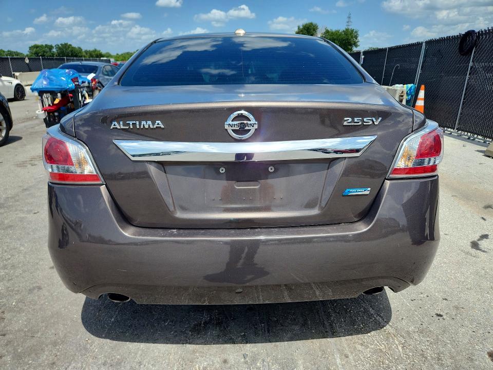2014 Nissan Altima მანქანა იყიდება აუქციონზე, vin: 1N4AL3AP5EC129744, აუქციონის ნომერი: 61147386
