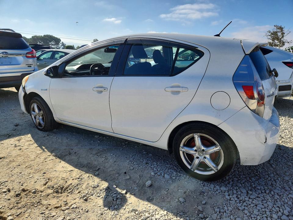 60424876 :رقم المزاد ، JTDKDTB38C1025474 vin ، 2012 Toyota Prius C مزاد بيع