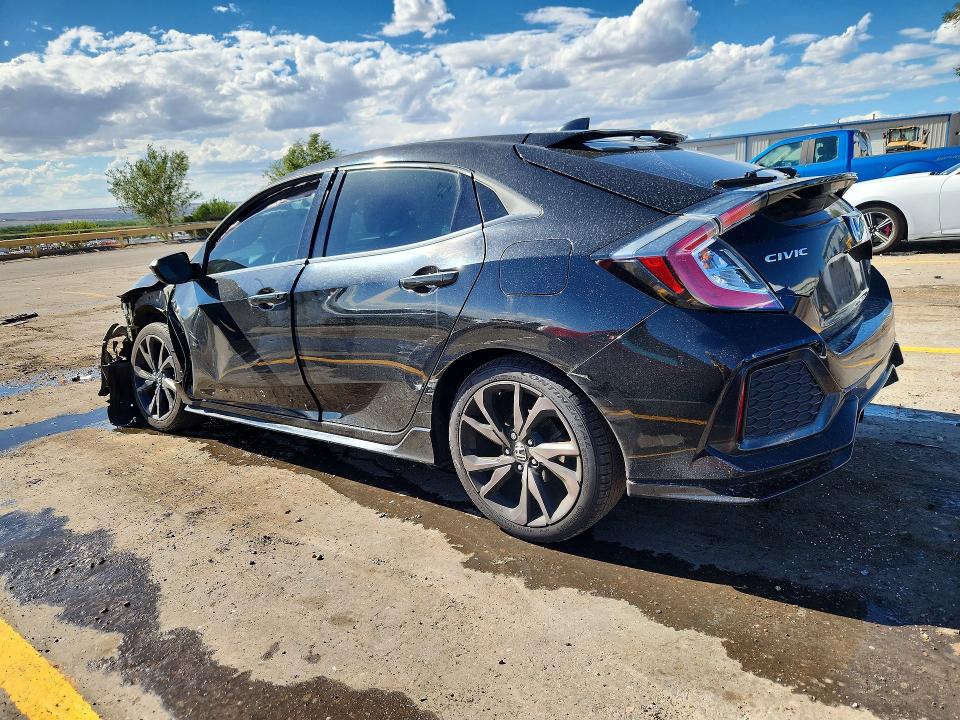 2018 Honda Civic მანქანა იყიდება აუქციონზე, vin: SHHFK7H49JU221117, აუქციონის ნომერი: 62912406