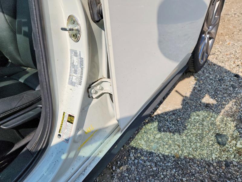 61133646 :رقم المزاد ، 3MZBPABL5NM305156 vin ، 2022 Mazda 3 مزاد بيع