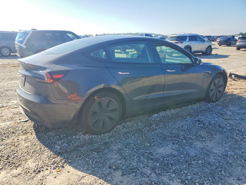 Продажа на аукционе авто 2025 Tesla Model 3, vin: 5YJ3E1EAXSF017365, номер лота: 61393456