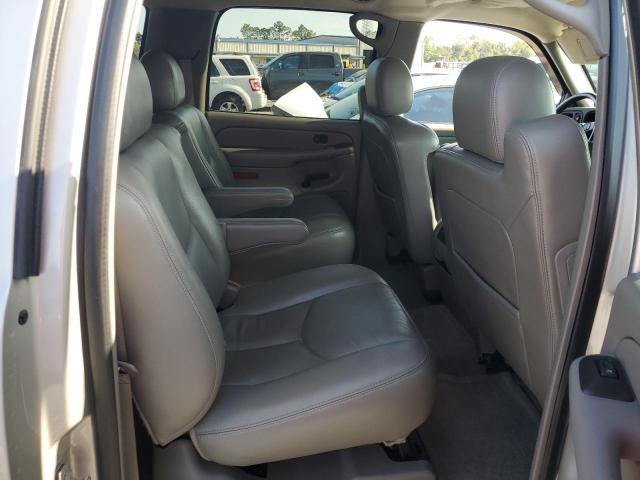 Продажа на аукционе авто 2004 Chevrolet Suburban, vin: 3GNGK26G64G273087, номер лота: 62327106